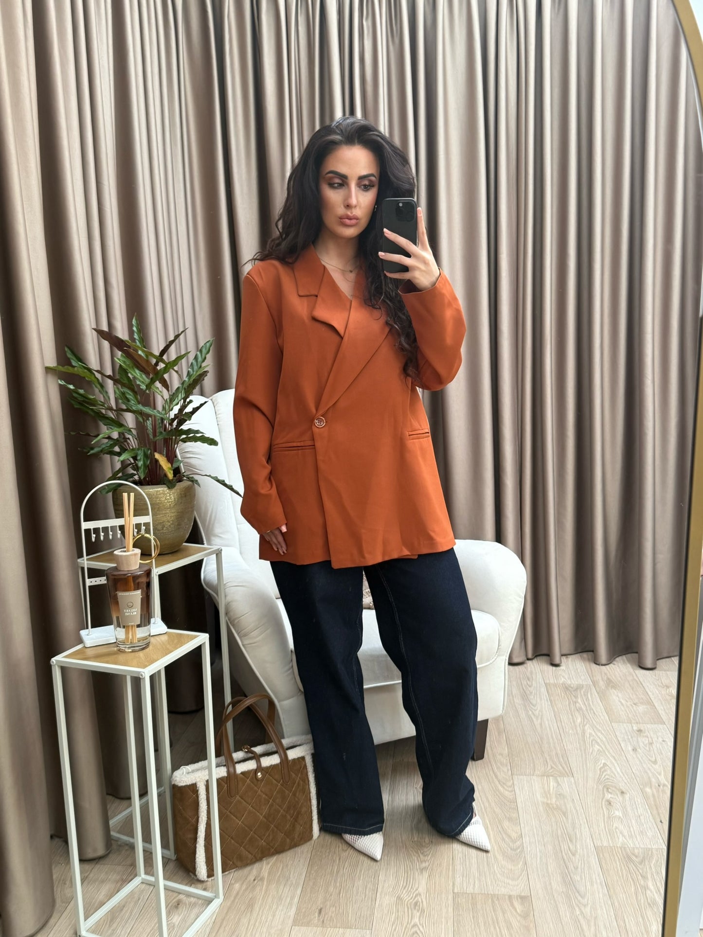 Maya oranje