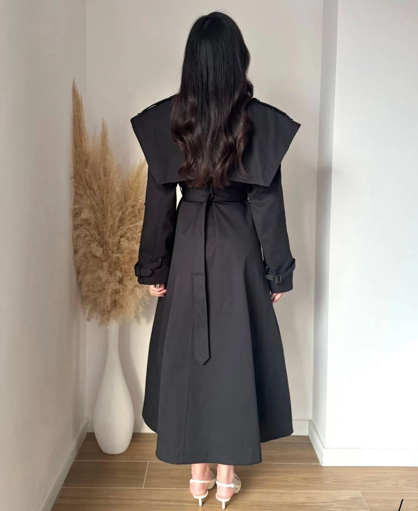 Lola trench coat black