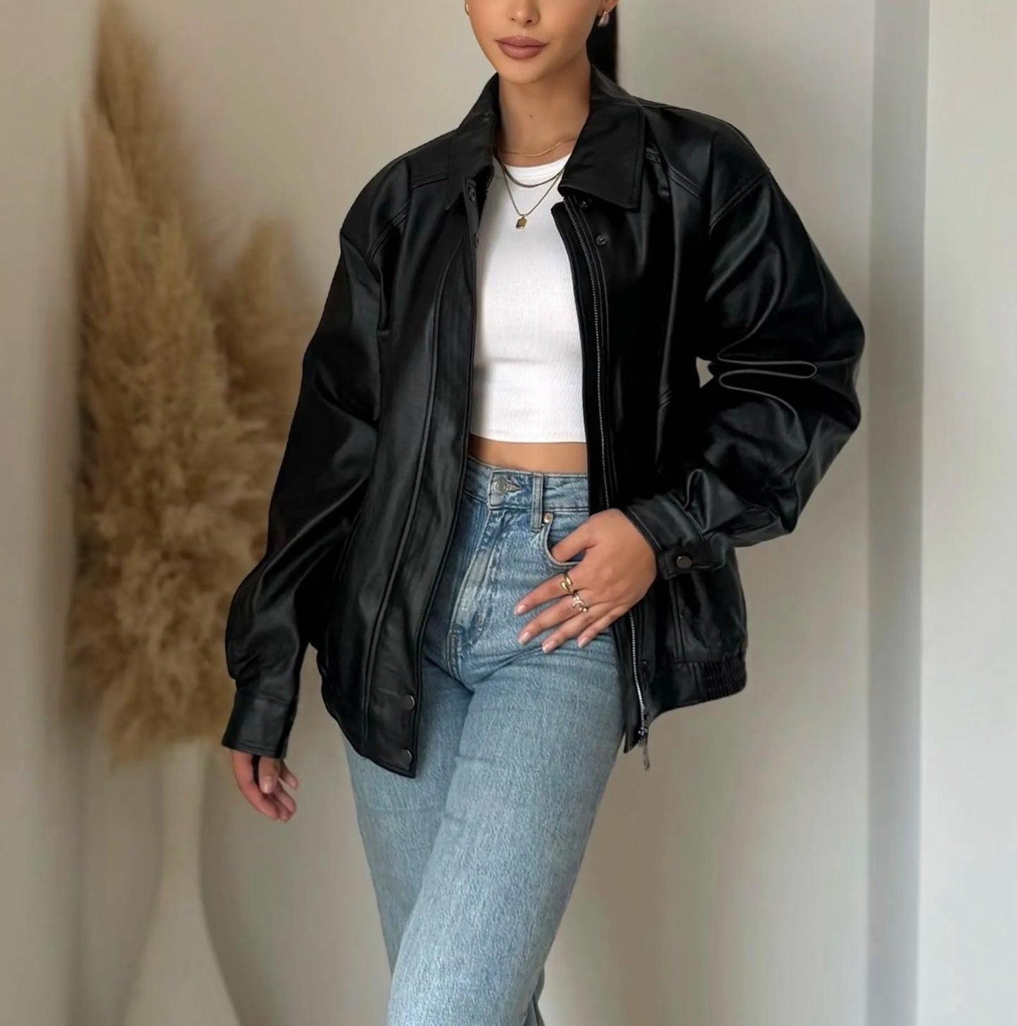 Rosa bomber Black