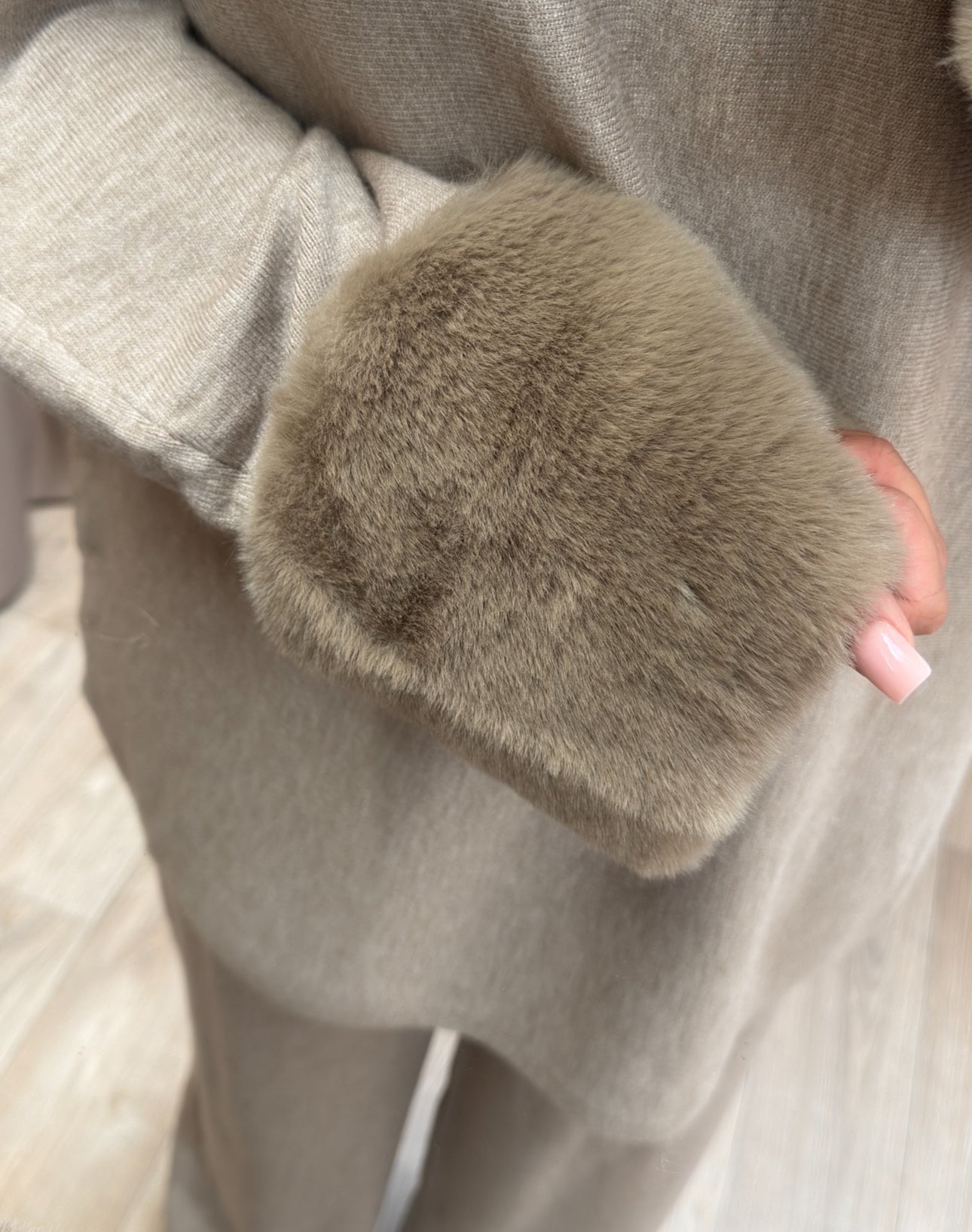 Kiki taupe