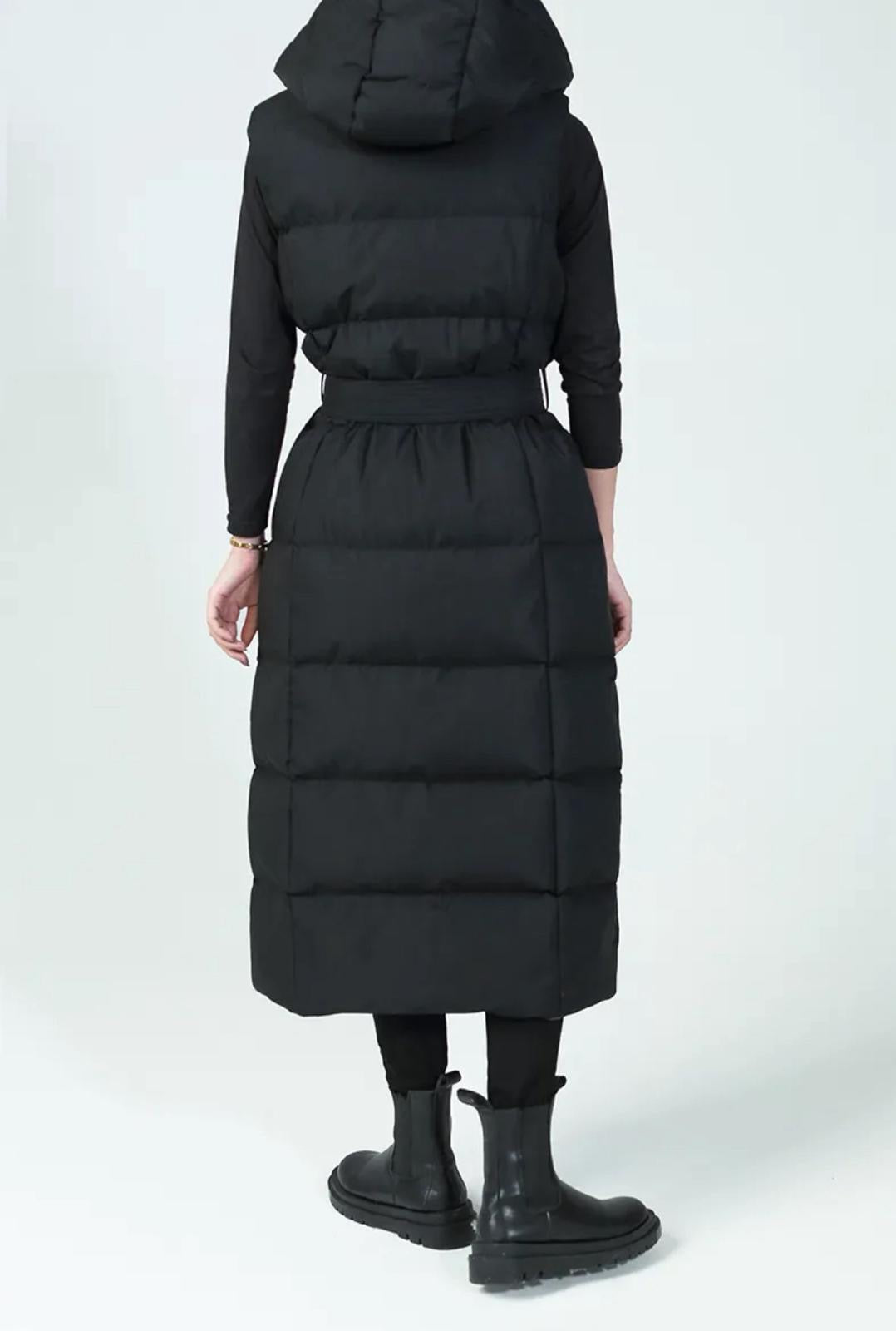 Ilanii long bodywarmer Black PRE- ORDER