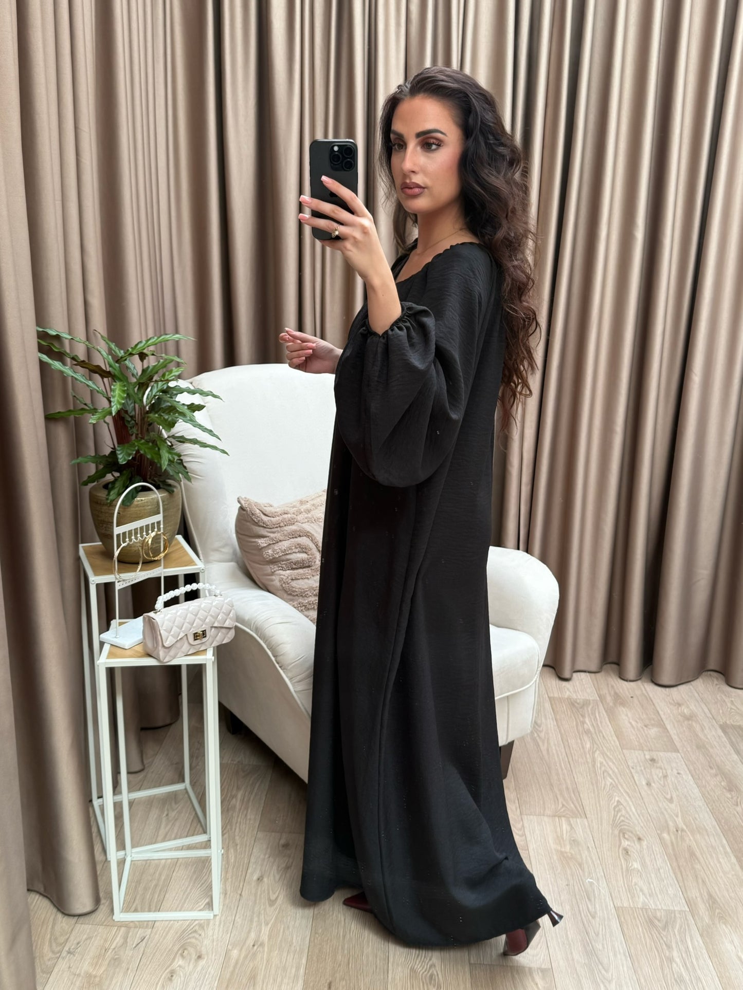 Livana black
