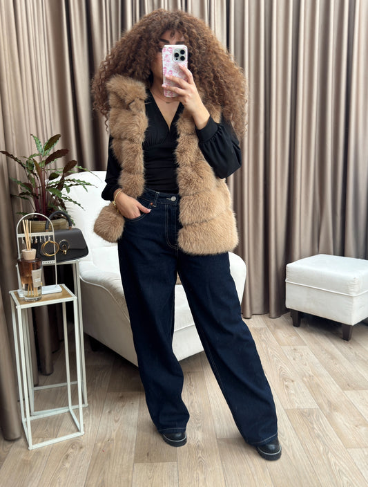 Stormi faux fur short beige
