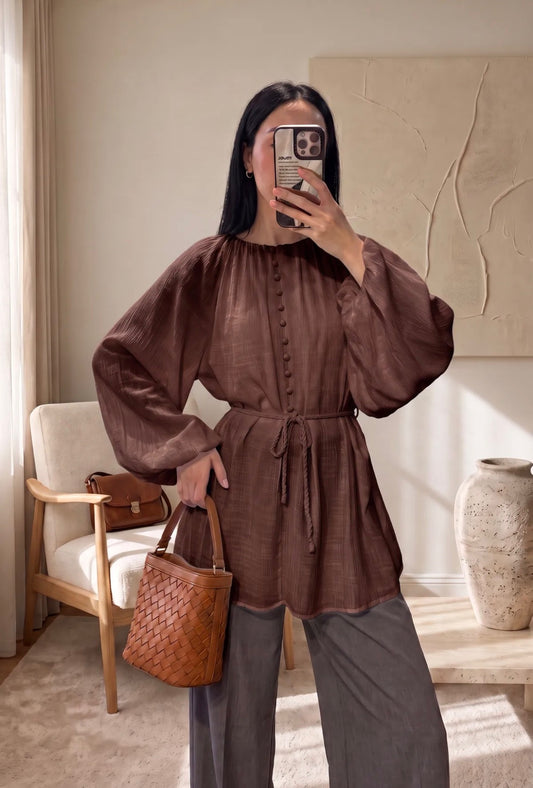 Nikita Brown oversized