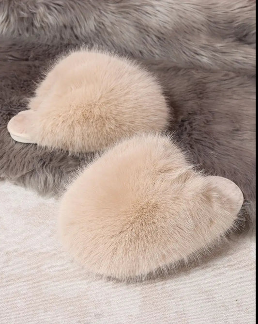 Baddie Fluffy sloffen light