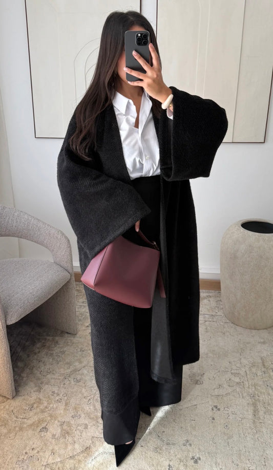 Merve coat black