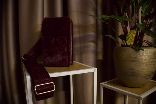 Fluffy bag bordeaux