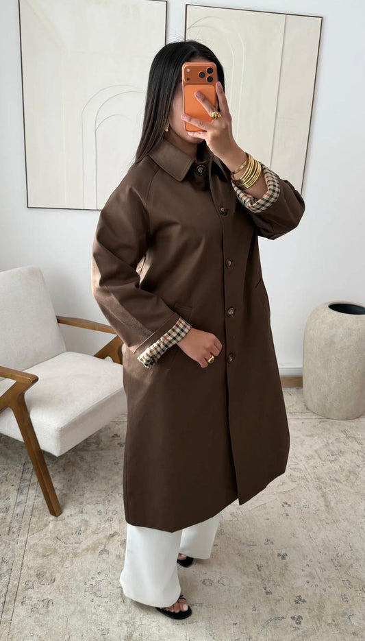 Raven Brown oversized trenchcoat