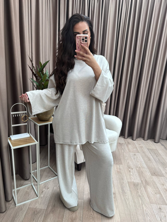 Yousra lounge set crème