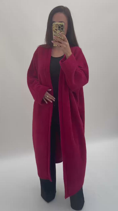 Merve coat red